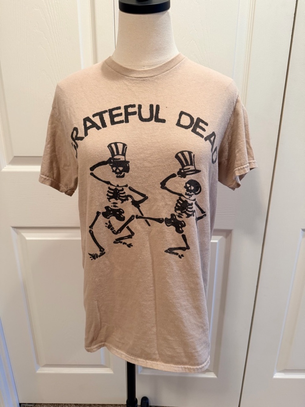 Grateful Dead Graphic Tee - Skeleton Dance